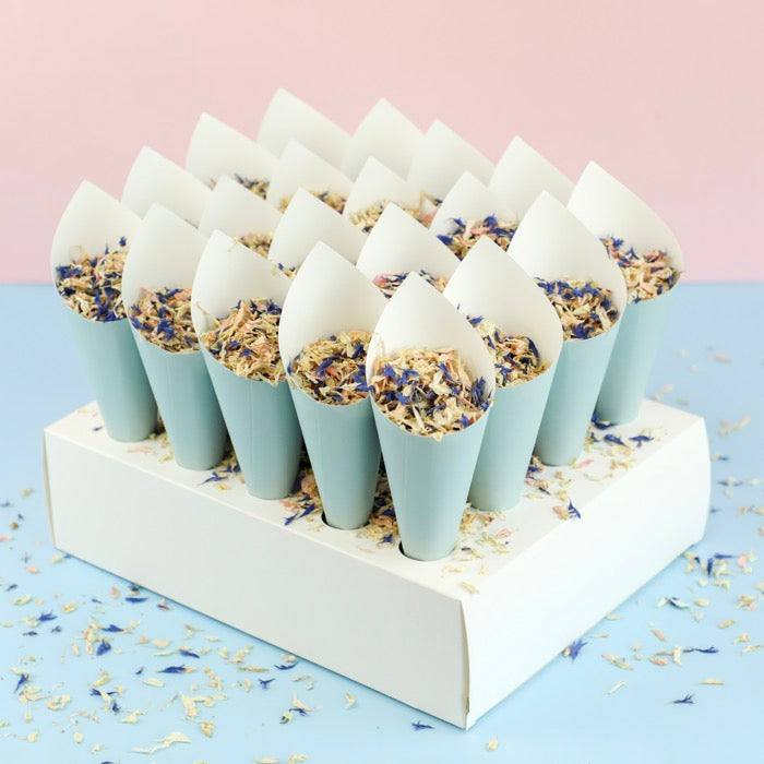 20 Blue Confetti Cones With Stand