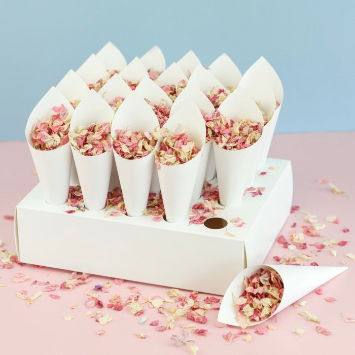 20 White Confetti Cones With Stand